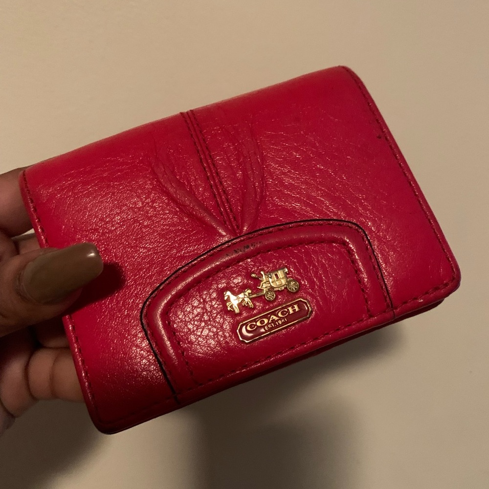 🔥Small Red Coach Wallet 🔥